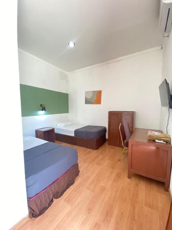 Cherry Rose Homestay Hotel in Indonesia