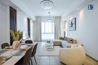 Exclusive 2BR Home Marina Residence 4, The Palm Vacation rental in Dubai