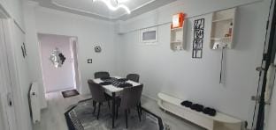 All amenities /Above-entry apartment Vacation rental in Istanbul