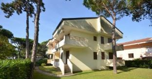 Fully furnished modern apartment in a prime location Apartment in Lignano Sabbiadoro