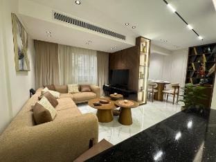 New Apartment Luxuryشقة فندقية فاخره في المهندسين  Apartment in Egypt