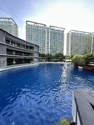 Chilluxe by GI - AzureResidences Vacation rental in Paranaque