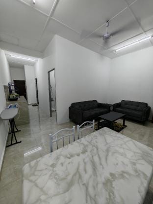 HOMESTAY BANTING #3, MUSLIM, 1R-3BED, +2TILAM, 6px Vacation rental in Selangor, Malaysia