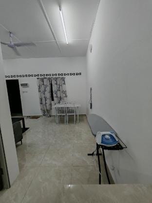HOMESTAY BANTING #3, MUSLIM, 1R-3BED, +2TILAM, 6px Vacation rental in Selangor, Malaysia