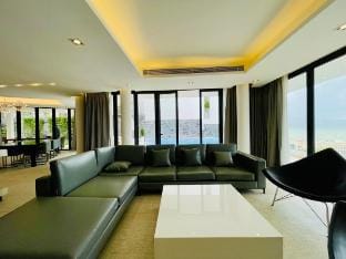 Promotion: Seaview Villa 7Bedrooms Pool BBQ Sauna Villa in Nha Trang