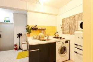 # Sinchon/Hongdae 10minutes,# Hapjeong 20minutes Vacation rental in Seoul