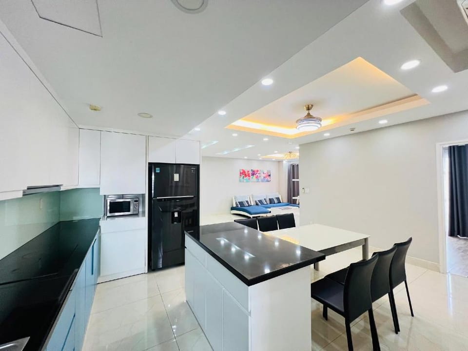 3 big room happy valley phú Mỹ Hưng midtown  Apartment in Ho Chi Minh City
