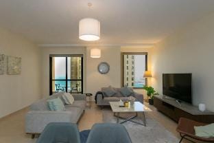 Stylish JBR Apartment – Steps from the Beach Apartment in Dubai