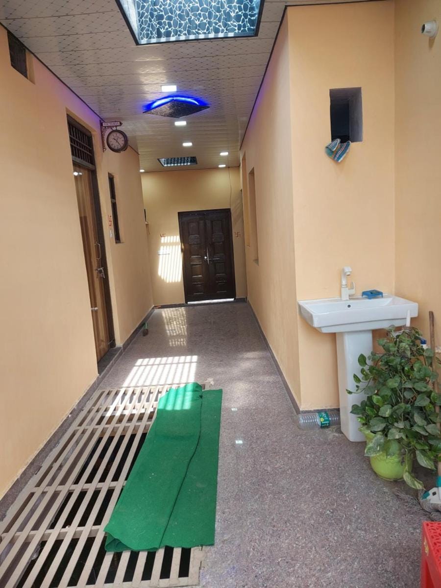 Shri KrishnMohini Home stay Apartment in Uttar Pradesh