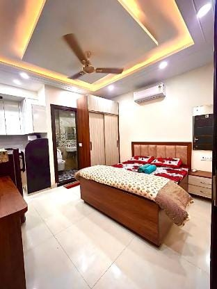 The Hideaway in South Delhi Apartment in New Delhi