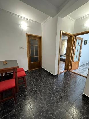 Cozy 2-Bedroom Apartment Vacation rental in Eforie Nord