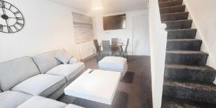Cosy 2 Bed House w Free Parking Nr Nottingham Vacation rental in Newark and Sherwood District