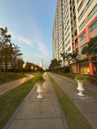 2BR - MRT Second 5mins - Garden-Gym-Pool-wifi Vacation rental in Bangkok