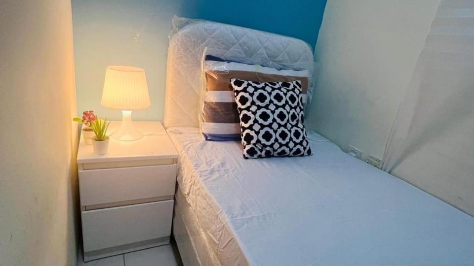 Cool Partition Room in Al barsha 1 Villa in Dubai