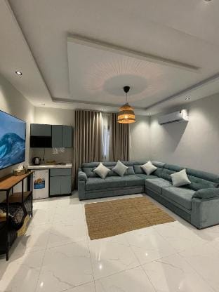 Luxury one bedroom Apartment near the airport M-3 Vacation rental in Jeddah