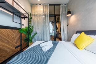 6pax | 2BR | KL118 View | 5min to train Station Vacation rental in Federal Territory of Kuala Lumpur