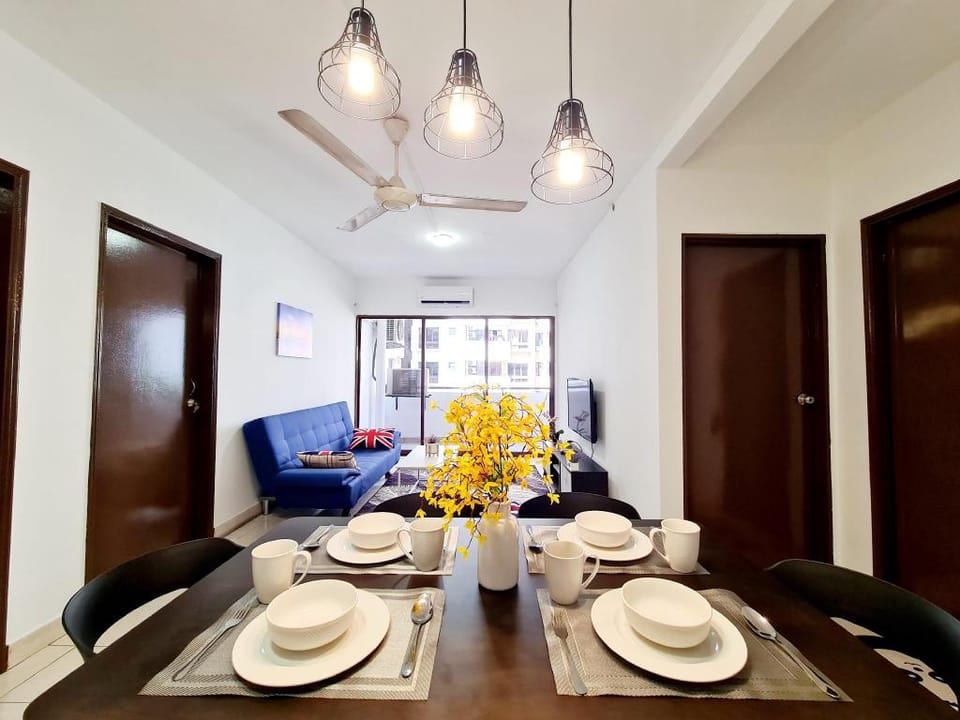 SunwayMed ThomsonHosp KD SEGI Giza Tropicana ML Apartment in Petaling Jaya