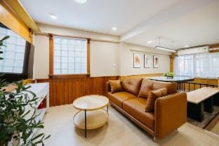 VietHOME-5 Apartments in 1 Place/Netflix/Laundry Vacation rental in Hanoi