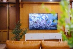 VietHOME-5 Apartments in 1 Place/Netflix/Laundry Vacation rental in Hanoi