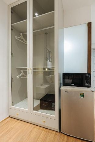 VietHOME-GROUP 10pax -5 Private Studio in 1Place Vacation rental in Hanoi
