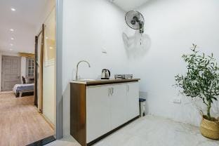 VietHOME-GROUP 10pax -5 Private Studio in 1Place Vacation rental in Hanoi