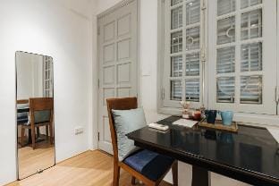 VietHOME-GROUP 6 Pax - 3 Private Studio in 1 Place Apartment in Hanoi