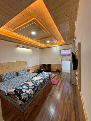 Vizvei Private Single Room, Kufri Homestay Vacation rental in Himachal Pradesh
