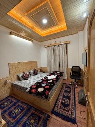 Vizvei Shimla Hills Family Suit Vacation rental in Himachal Pradesh