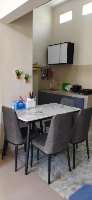 Emerald Villas D-5 Villa in Batu