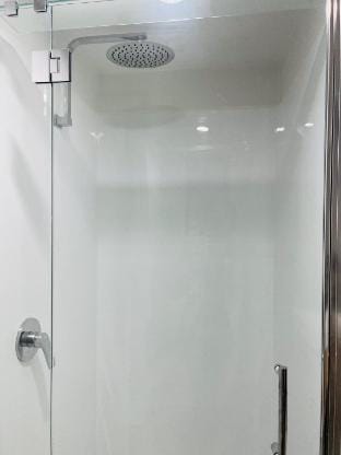 Brand new with seafront access Apartment in Wellington