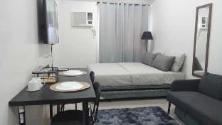 Suite 2019 Green 2 Condo Vacation rental in Calabarzon