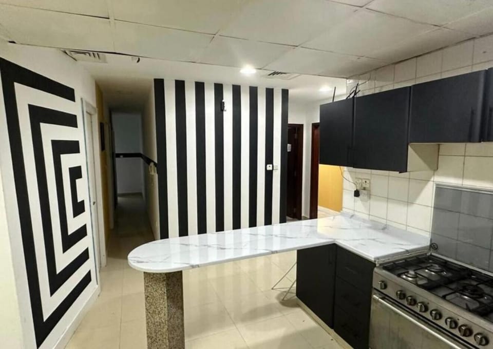 Gateway Partition Room in Barsha / Mashreq Metro Villa in Dubai