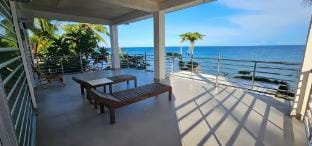 Casa Crusoe Seaside Vacation rental in Central Visayas
