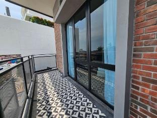 Room near to Clan Jetties of Penang Georgetown Vacation rental in George Town