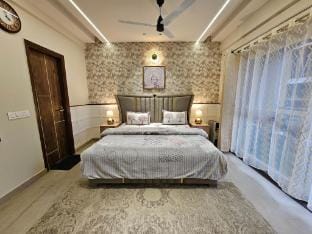 The Barrum Boulevard - Luxury 1BHK Apartment Apartment in Uttarakhand