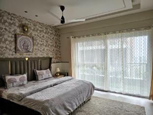The Barrum Boulevard - Luxury 1BHK Apartment Apartment in Uttarakhand