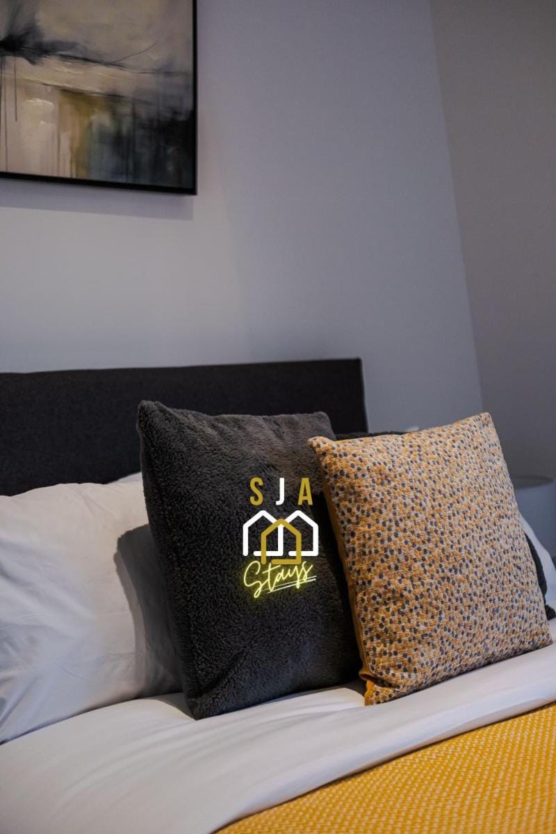 Holburn Residence - SJA Stays - Modern 3 Bed Apartment Apartment in Aberdeen