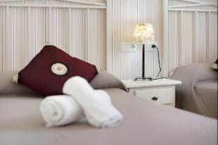 Budha Candor free parking by Staycare Apartment in Rota