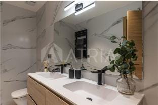 Flat  3  10m walk to Bernab  u  Real Madrid Stadium Apartment in Madrid