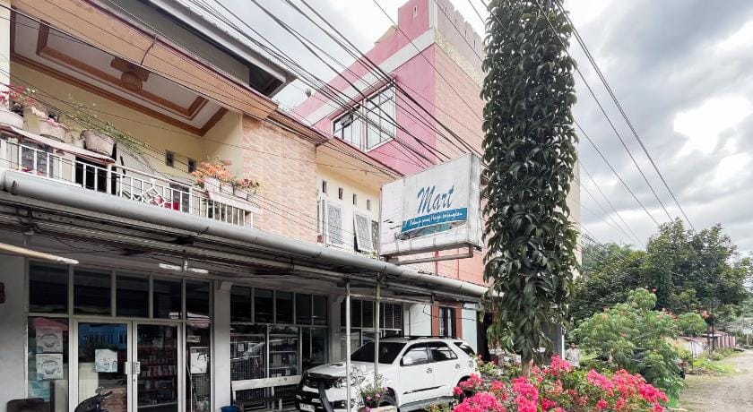 RedDoorz Syariah @ Homestay Haji Soma Makale Hotel in Indonesia