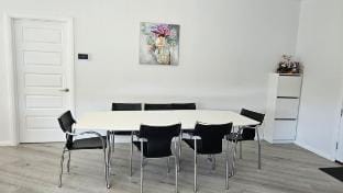 Cozy and Modern 3-Bedroom Home Vacation rental in Gladesville