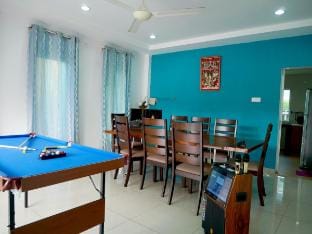Amaya Villa, Port Dickson [22 paxs] Vacation rental in Negeri Sembilan, Malaysia