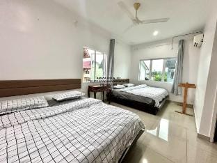 Amaya Villa, Port Dickson [22 paxs] Vacation rental in Negeri Sembilan, Malaysia