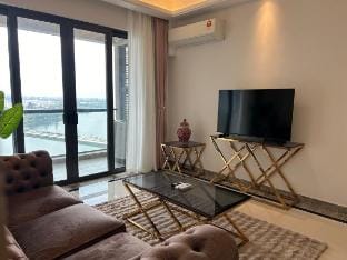 R&F Seaview 2R2B By Wan Li Homestay Vacation rental in Johor Bahru