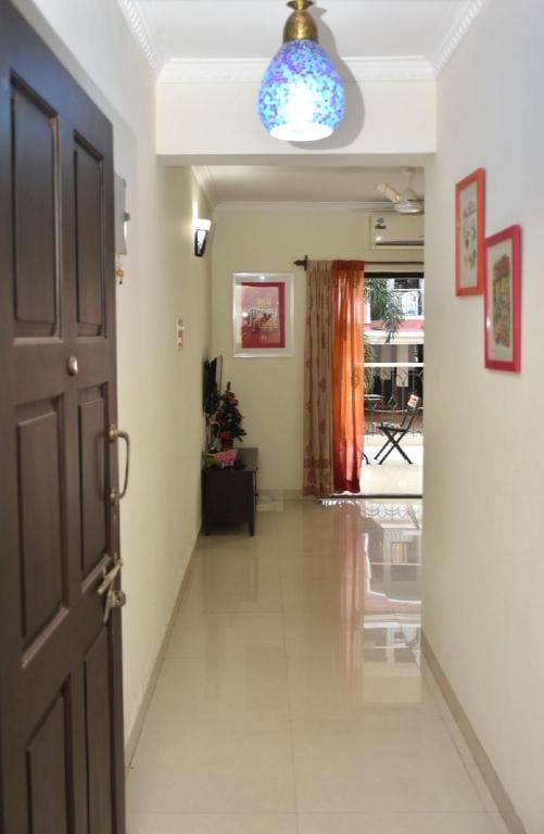 Casa Melora, 2bhk Ac apt in Candolim, Beachwalk Apartment in Goa, India