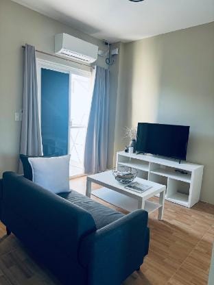 Auburn Apartment in La Union