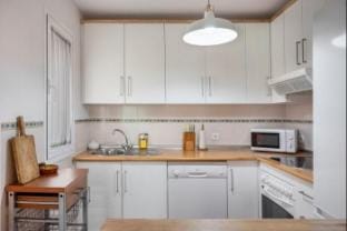 Paraíso del golf free parking by Staycare Apartment in Bajo Guadalquivir