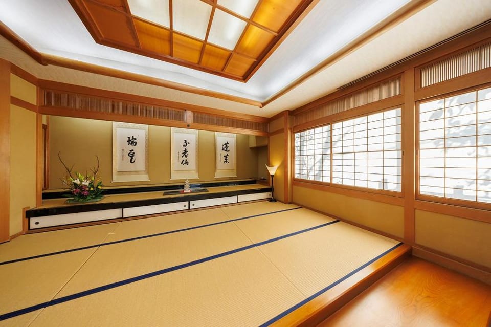 四季亭 Shikitei Hotel in Japan