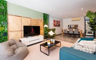 Townhouse 3BR in Central Bangkok – BTS 10min Vacation rental in Bangkok