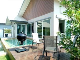 Thacha Pool Villa G Villa in Hua Hin District
